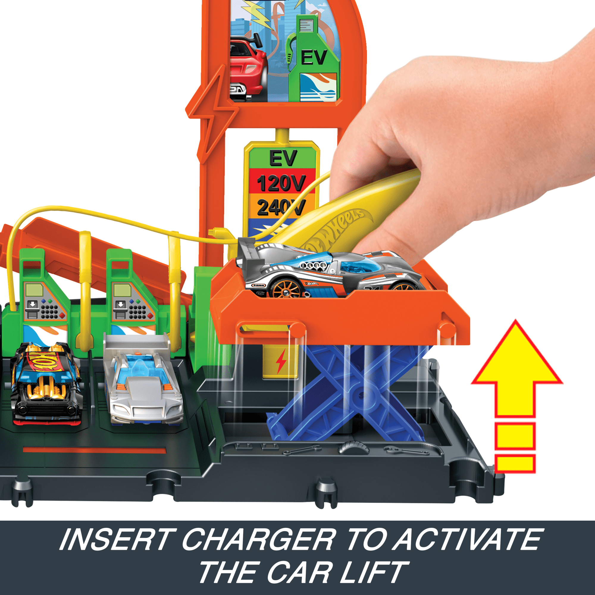 Hot Wheels City Super Recharge Fuel Station With 1:64 Scale Toy Car