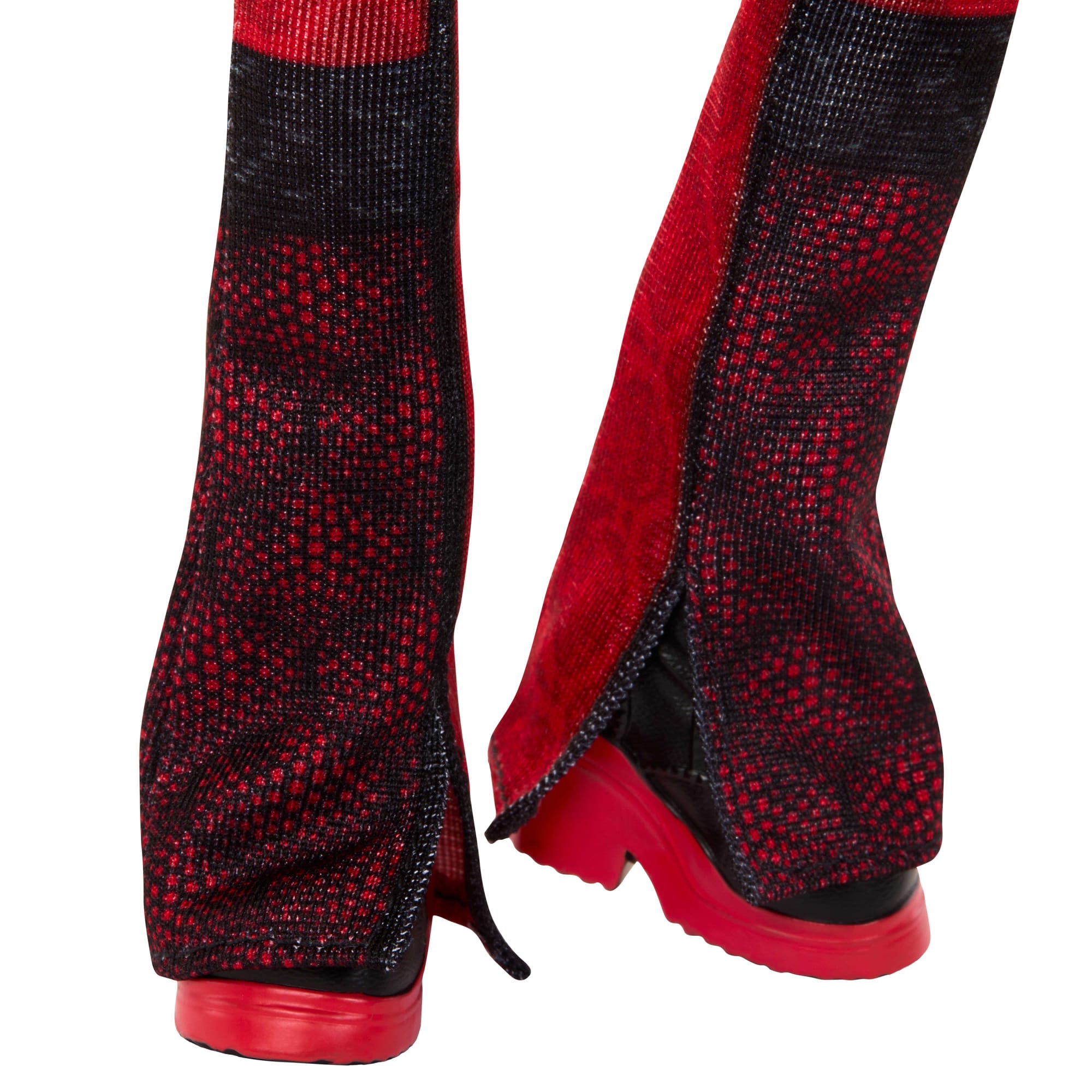 Disney Descendants: The Rise Of Red Fashion Doll & Accessory, Red, Daughter Of Queen Of Hearts