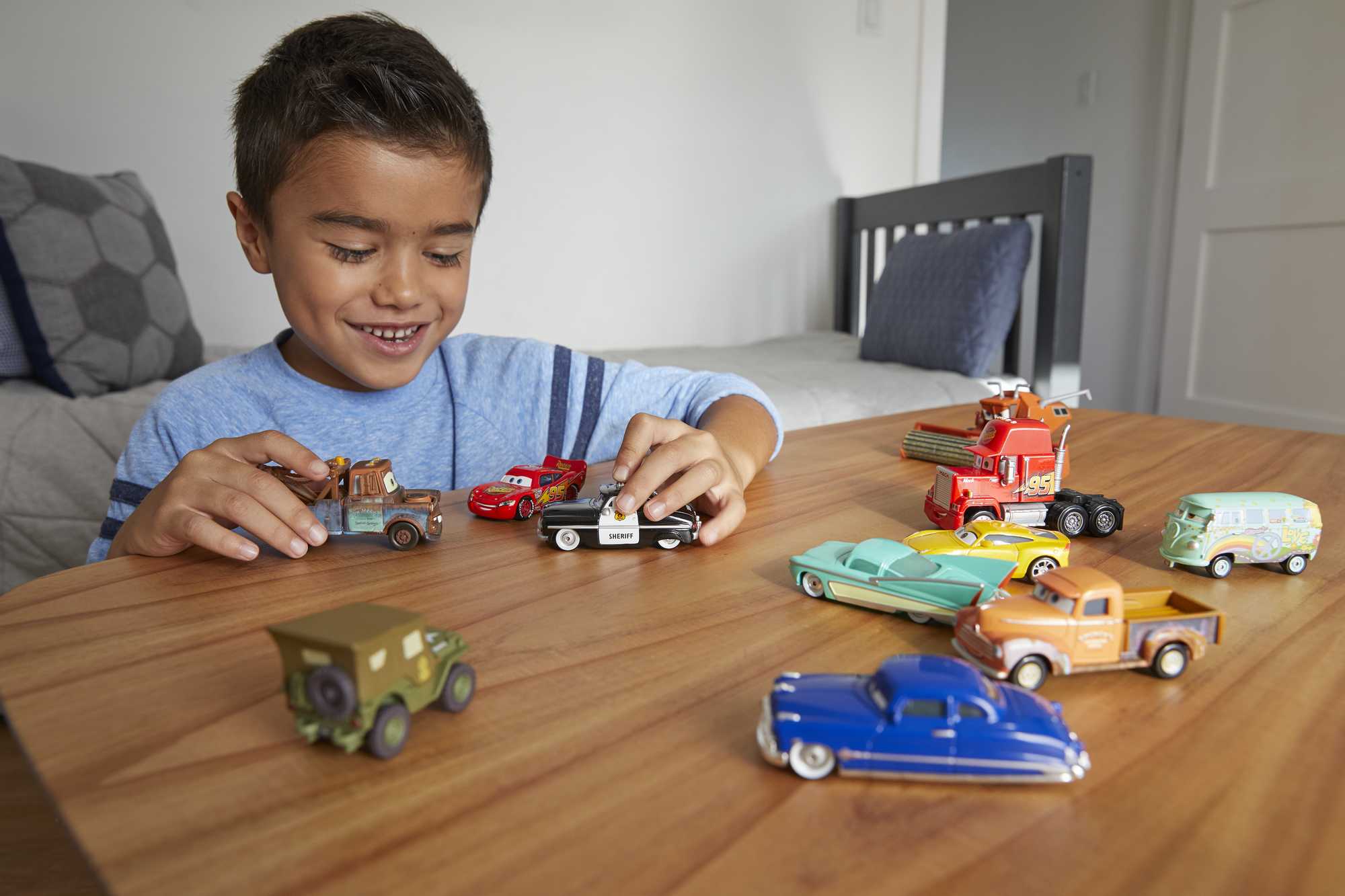Carros da Disney e Pixar Diecast Veículo de Brinquedo Jackson Storm